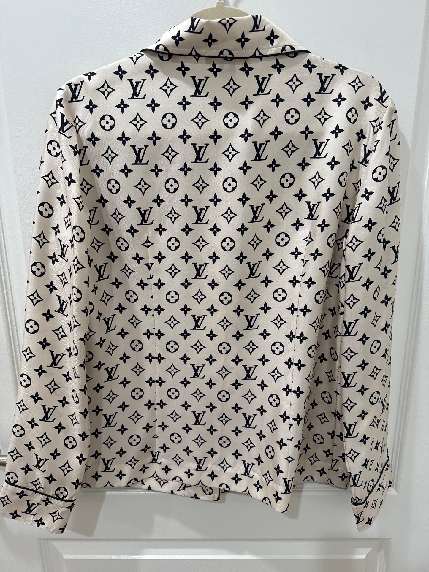 Louis Vuitton silk pajama set, 38
