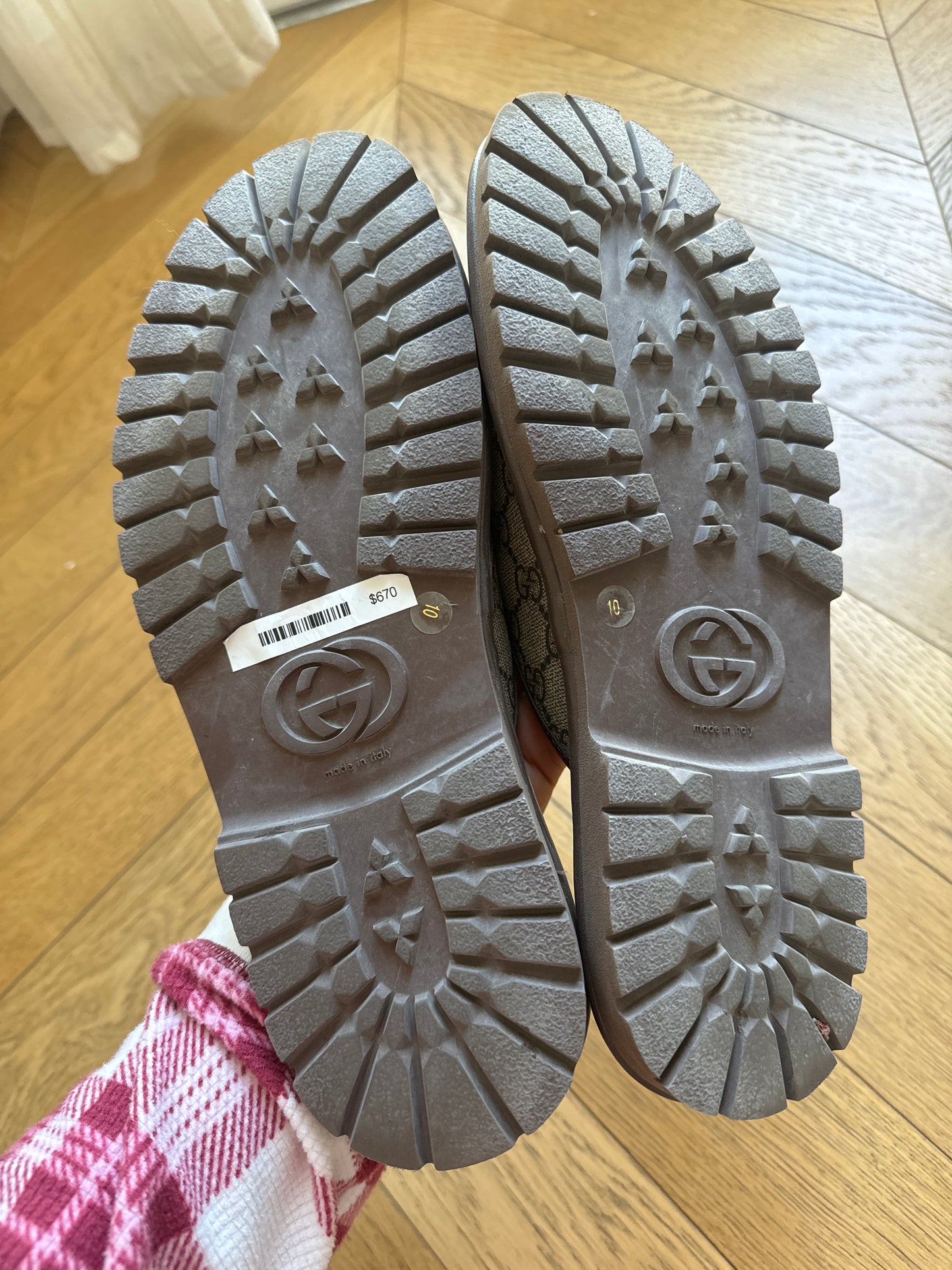 Men’s Gucci Mules, 10
