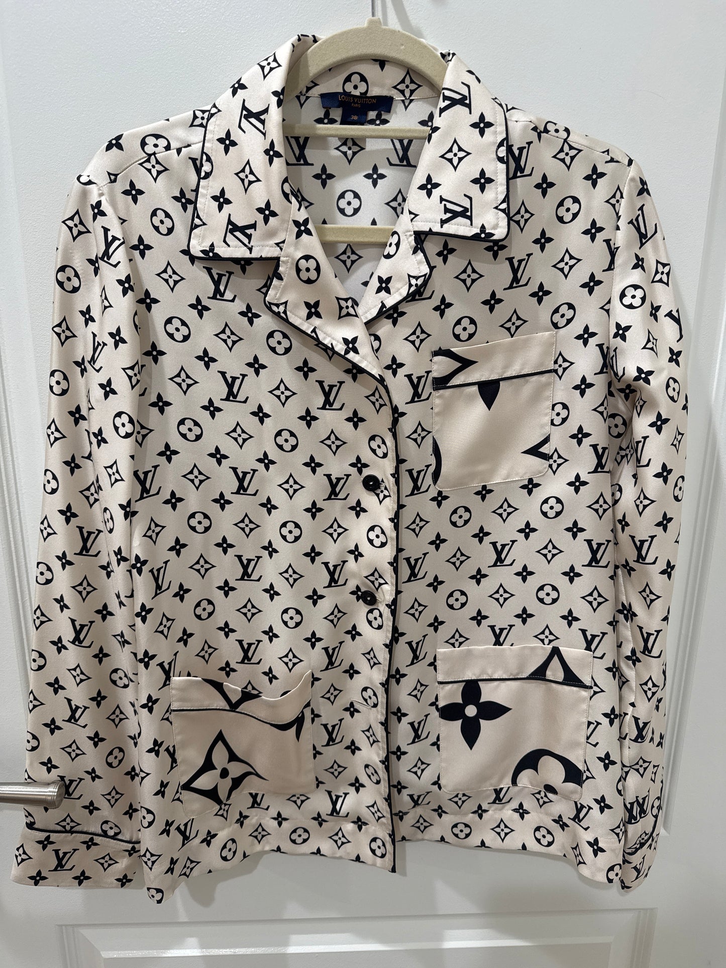 Louis Vuitton silk pajama set, 38