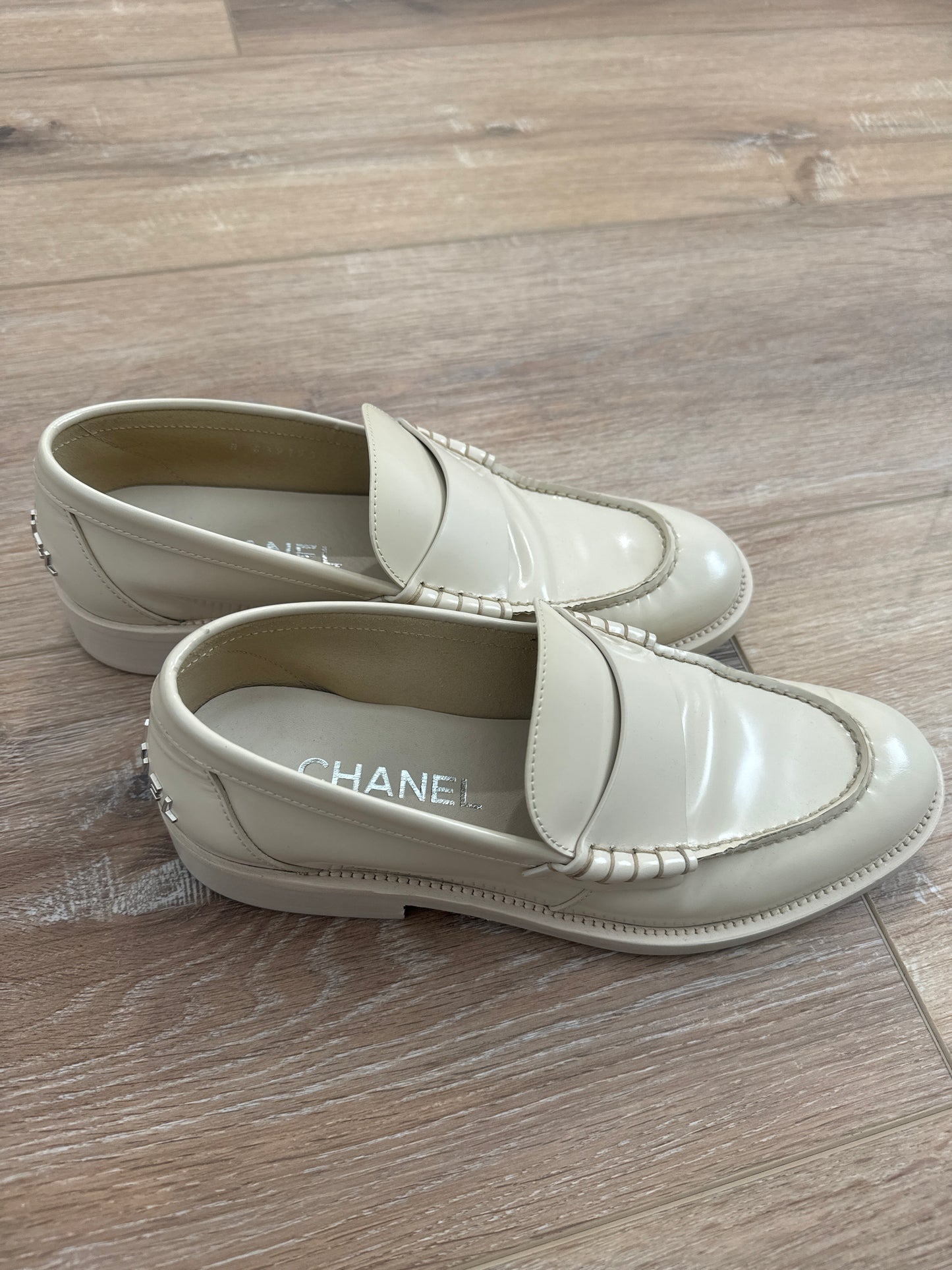 Chanel loafers. 38