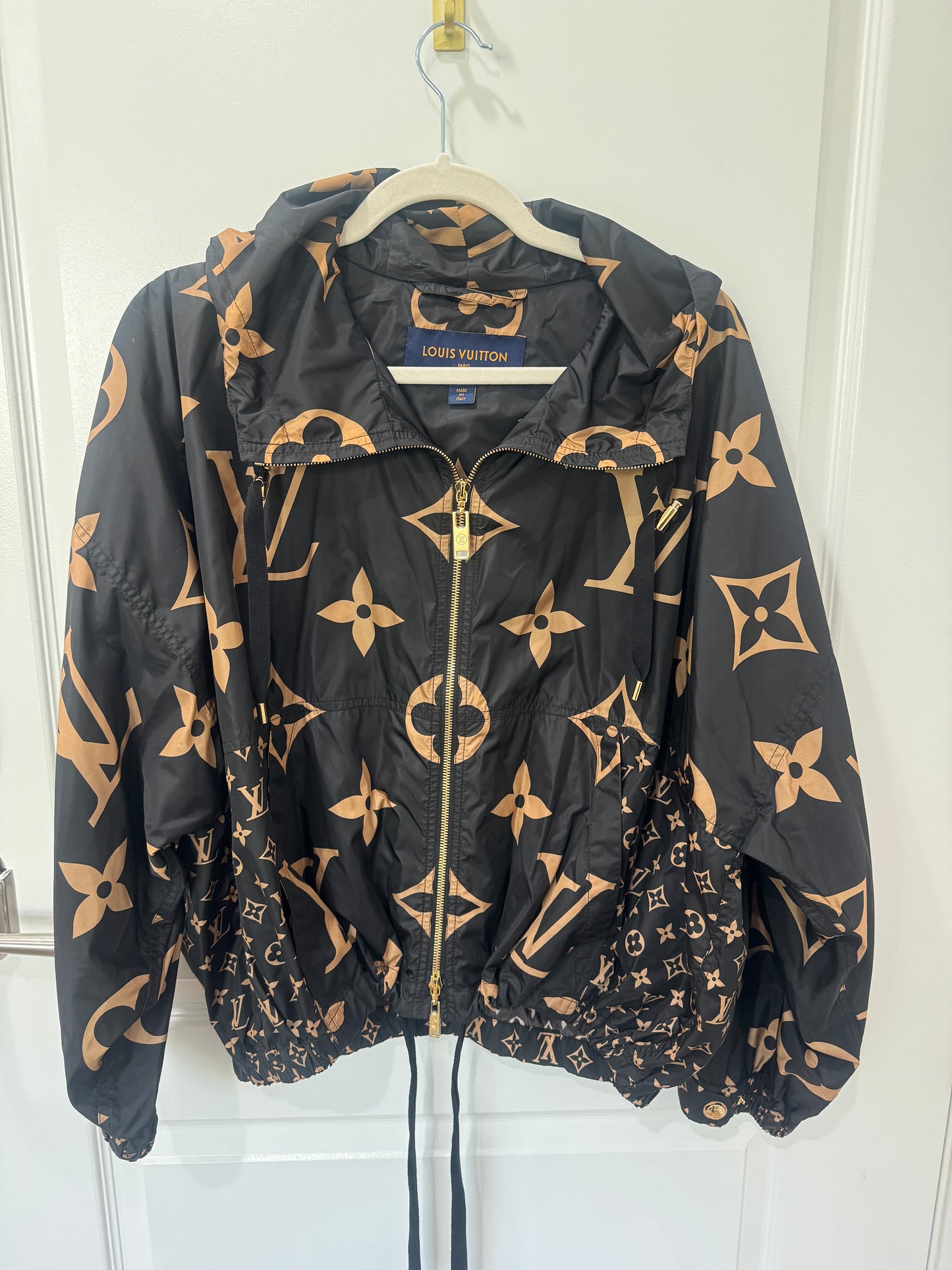 Louis Vuitton windbreaker, 40