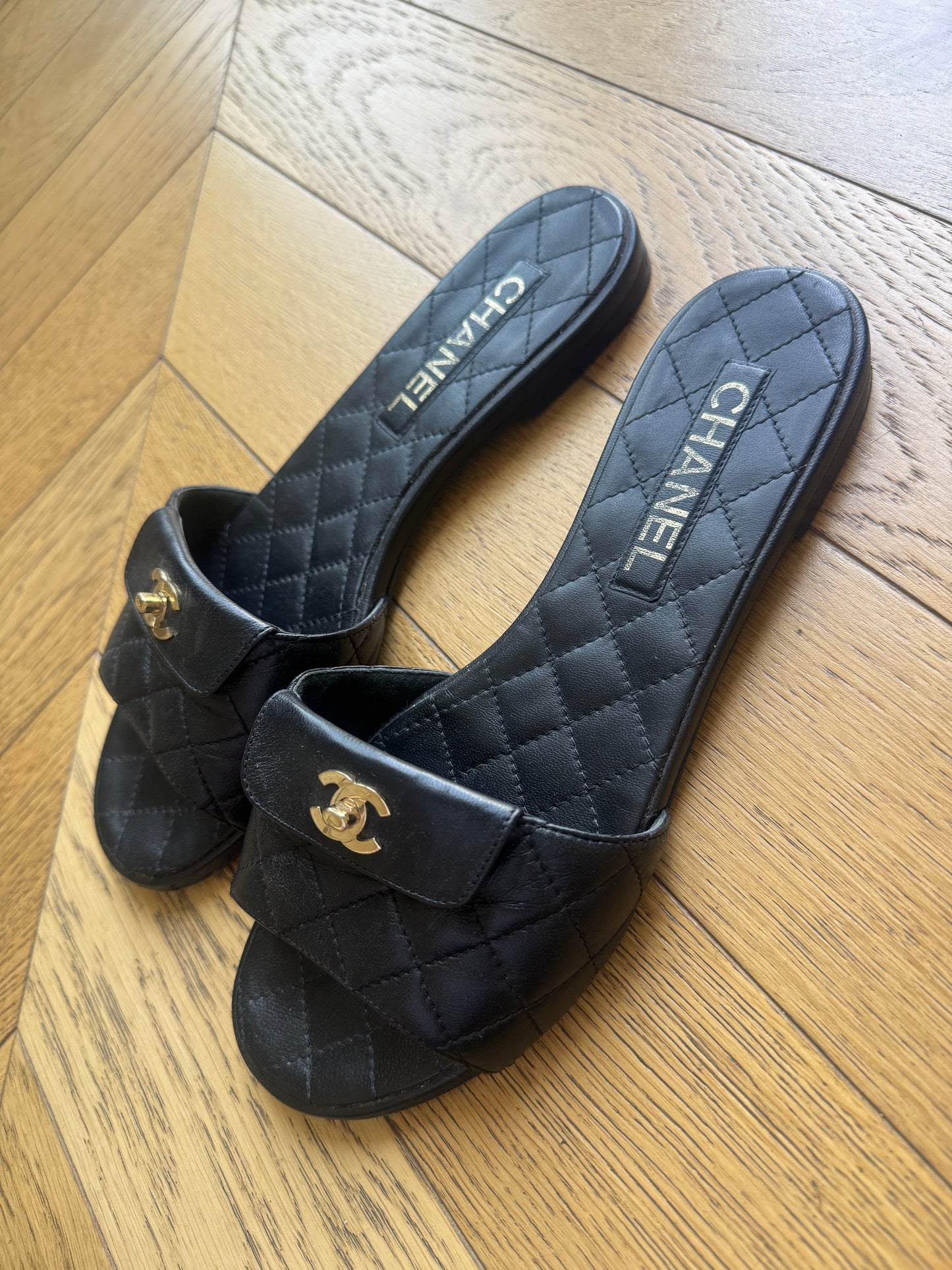 Chanel sandals, 39