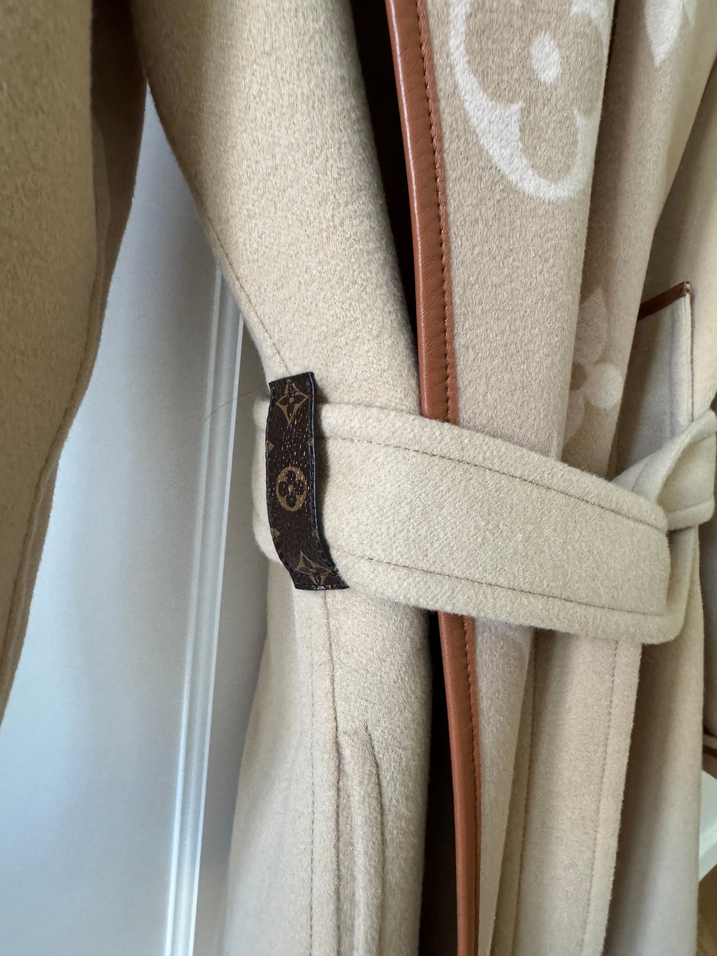 Louis Vuitton coat, 36