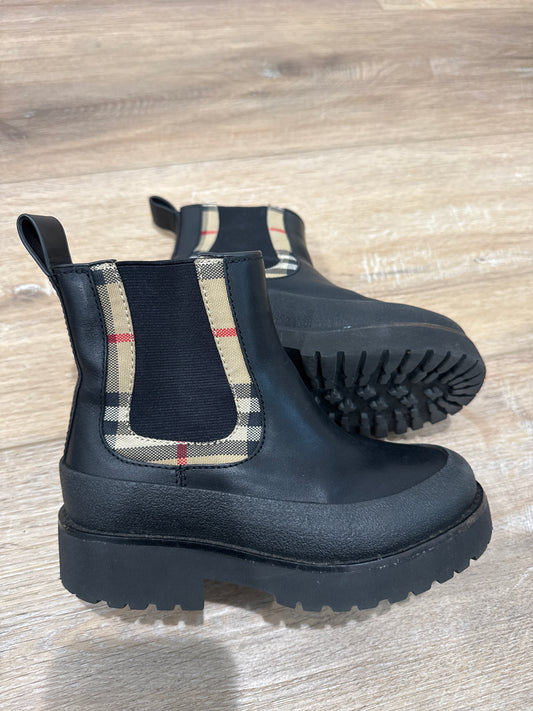 Kids Burberry boots, 29