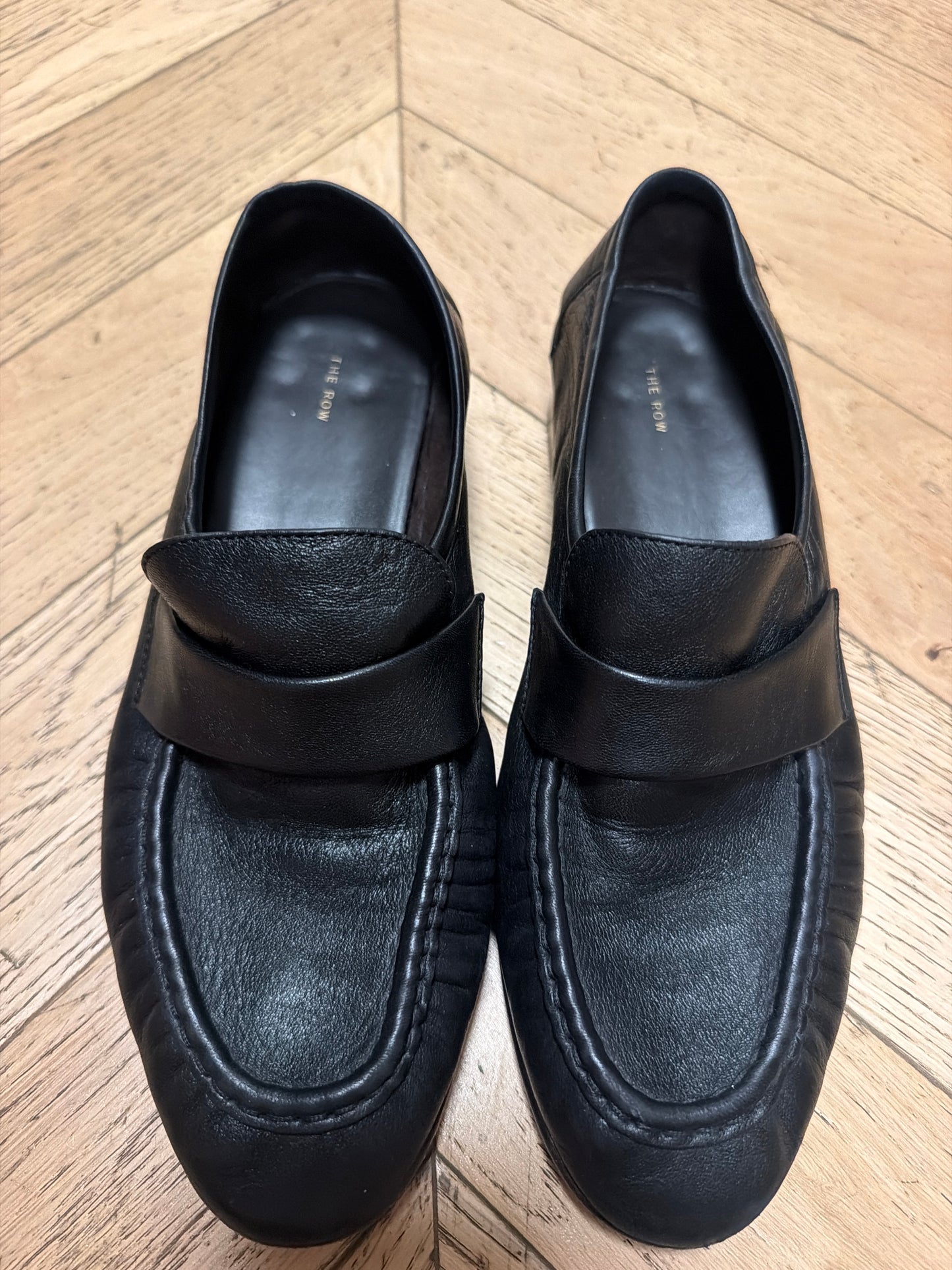 The row soft loafer, 38