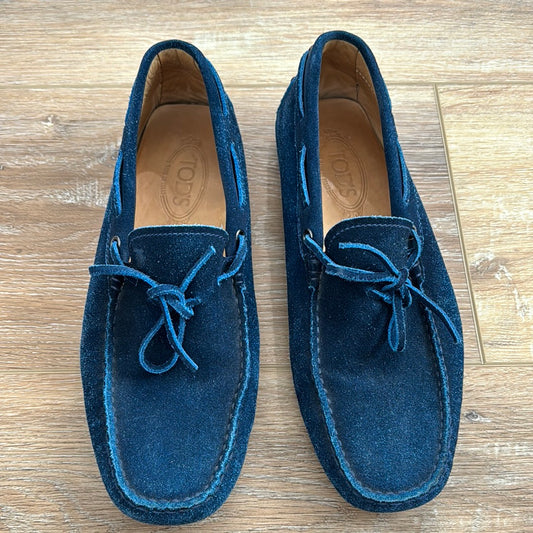 Men’s suede Tod’s loafers ￼