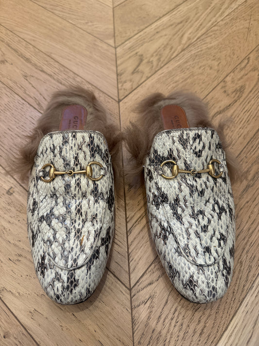 Gucci python Mules 38