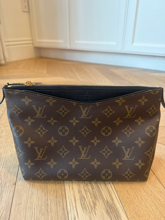 LV Pallas pouch