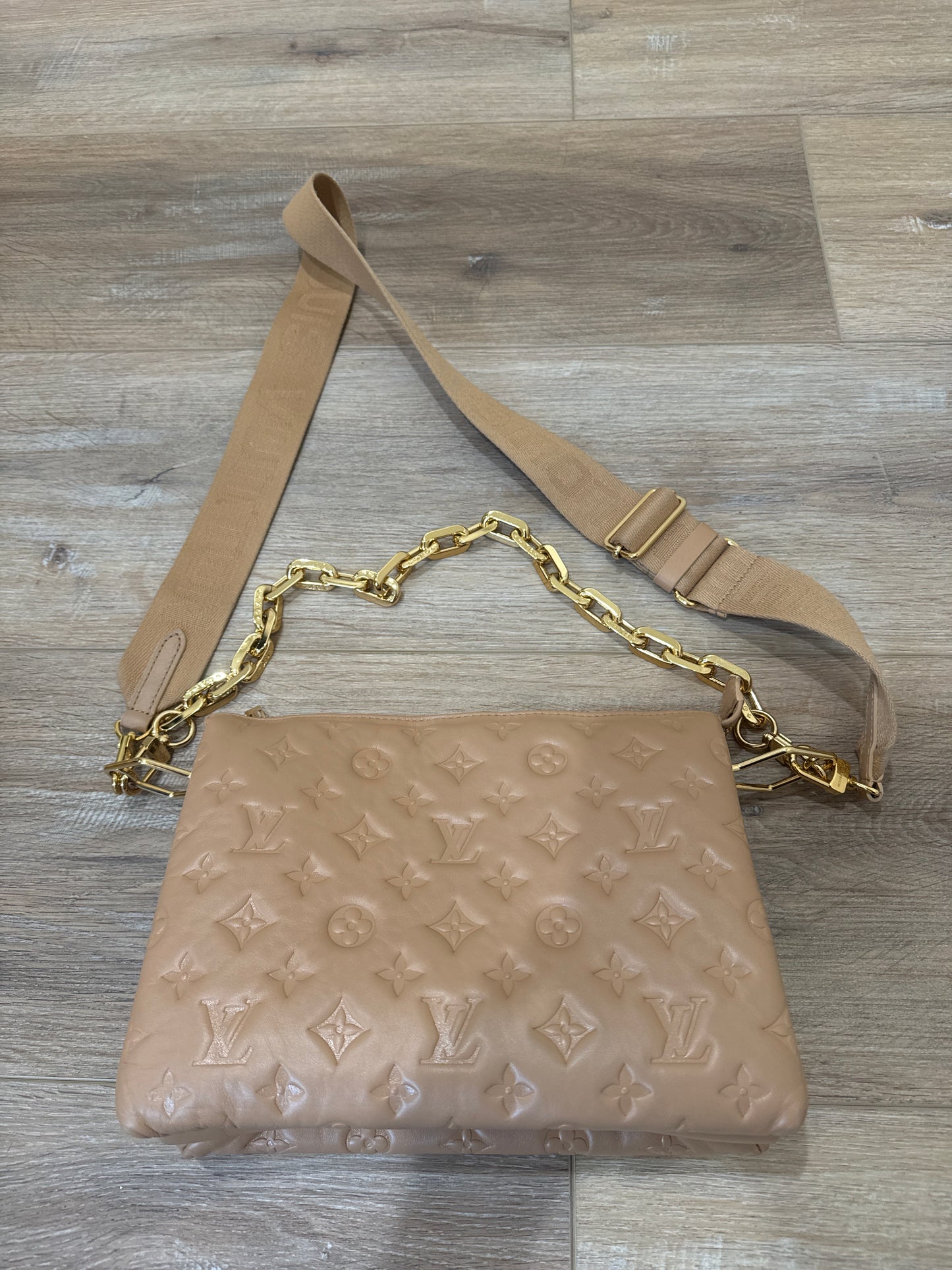 LV Coussin PM in camel