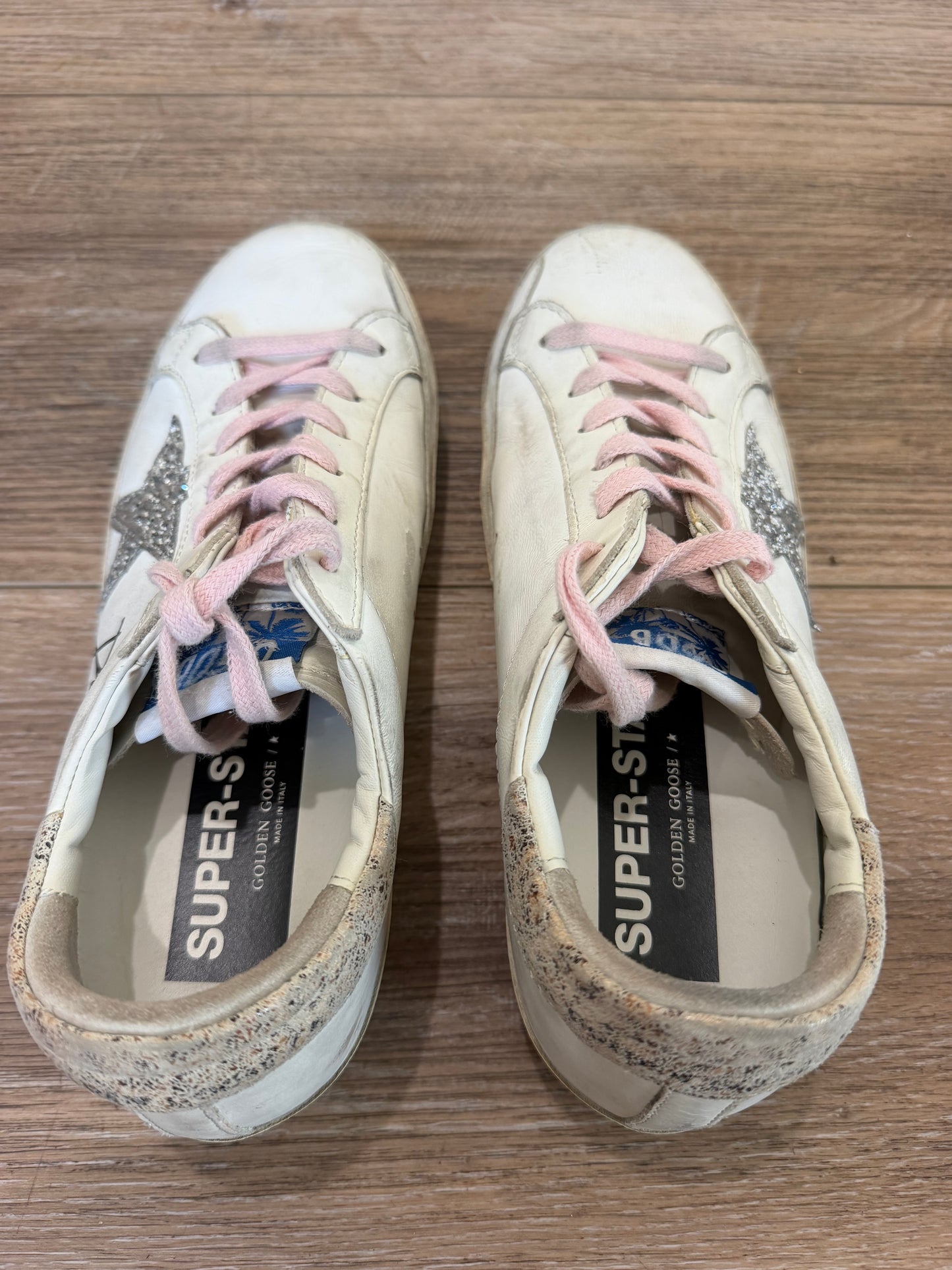 Golden goose, 38