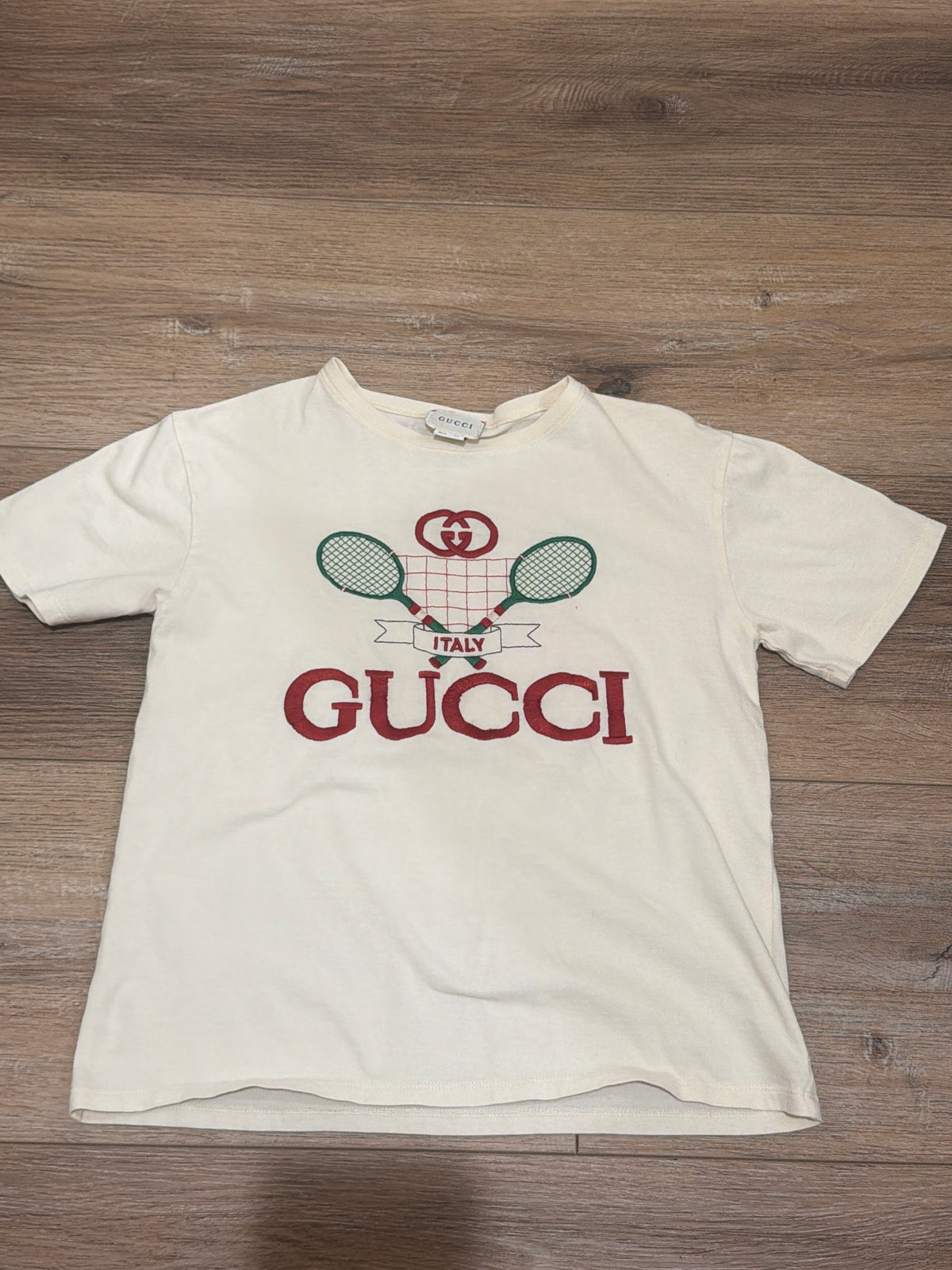 Gucci children’s T-shirt, 10