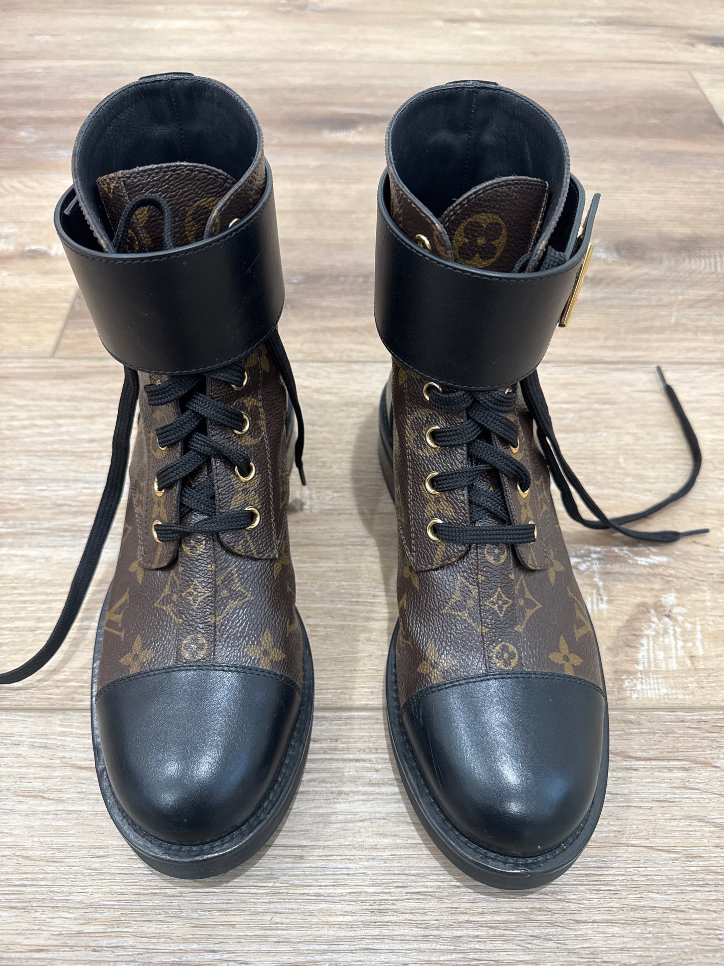 Louis Vuitton combat boots, 38.5