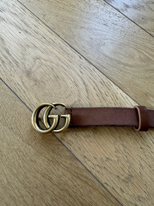 Women’s Gucci thin belt size 75