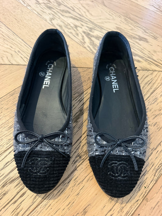 Chanel ballet flats, 39