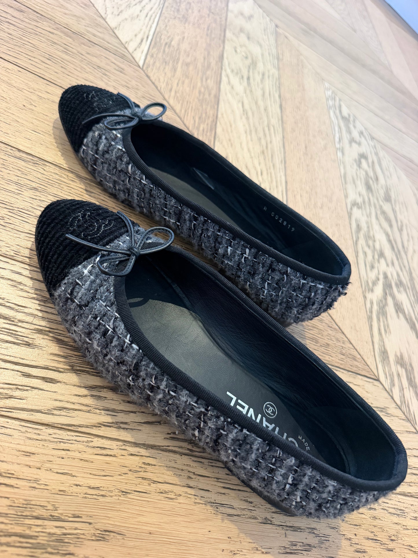 Chanel ballet flats, 39