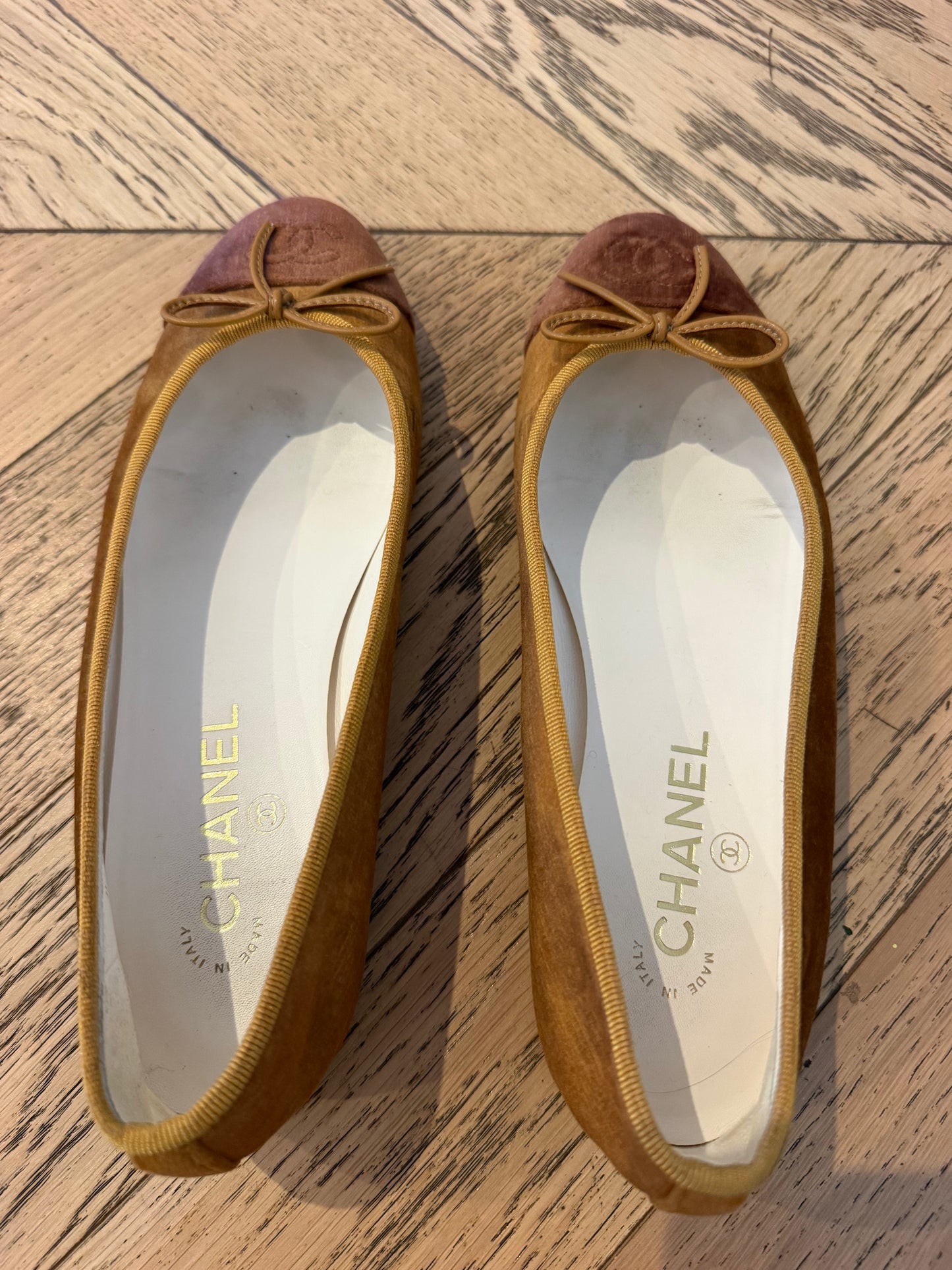 Chanel ballet flats, 39
