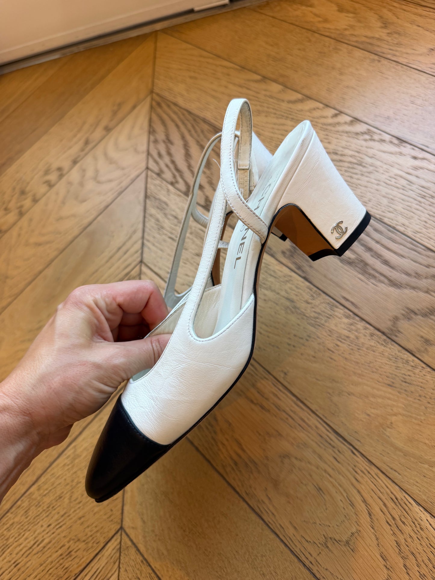 Chanel Sling back 38.5