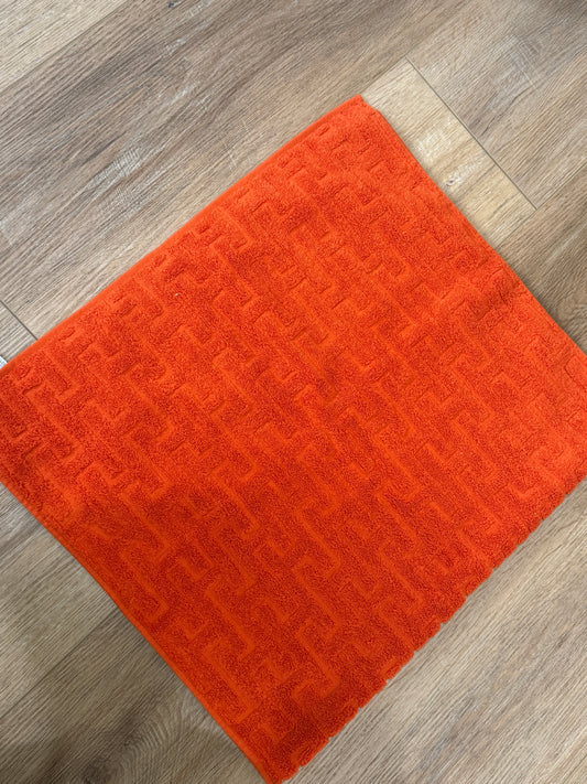 Hermes Towel 22x38