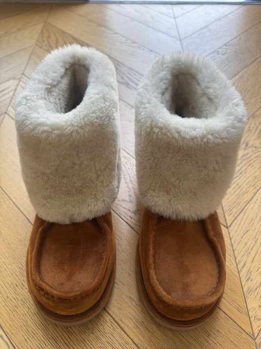 Chloe Jessie Shearling Boots, 38