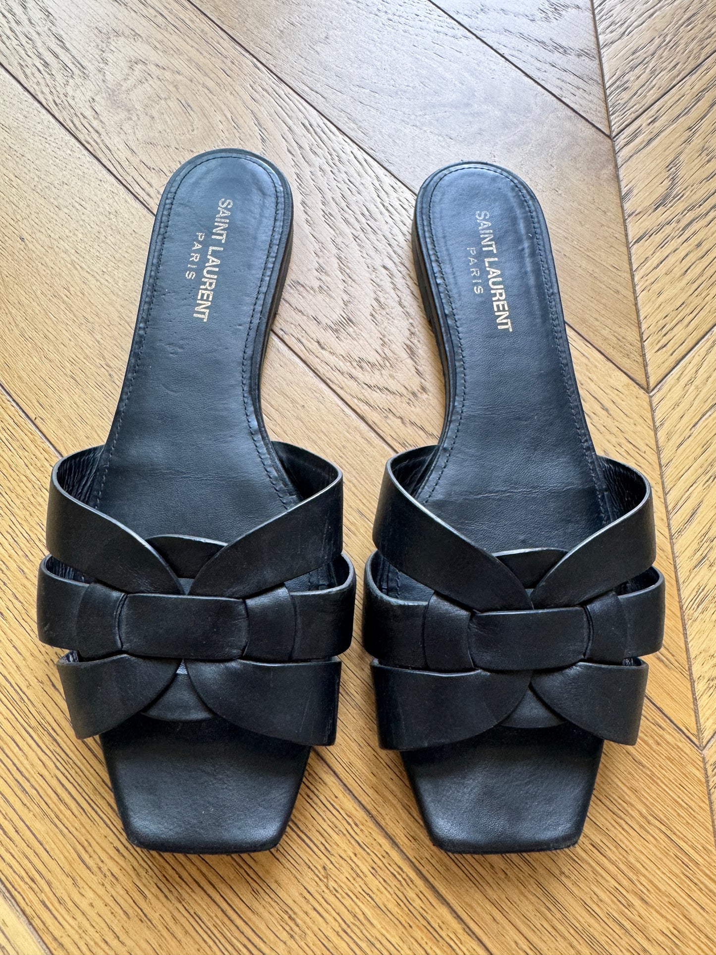 Saint Laurent tribute sandal, 39