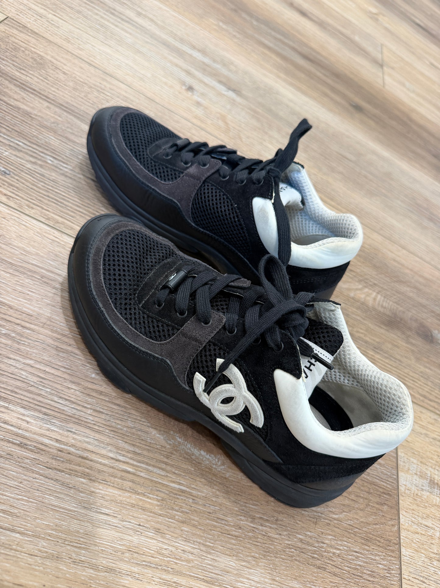 Chanel Tennis shoes, 38.5