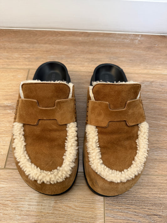 Hermes Mules, 37.5