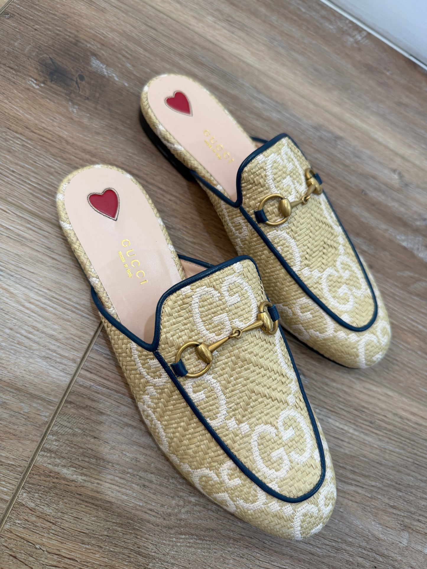 Gucci Raffia Mules, 38