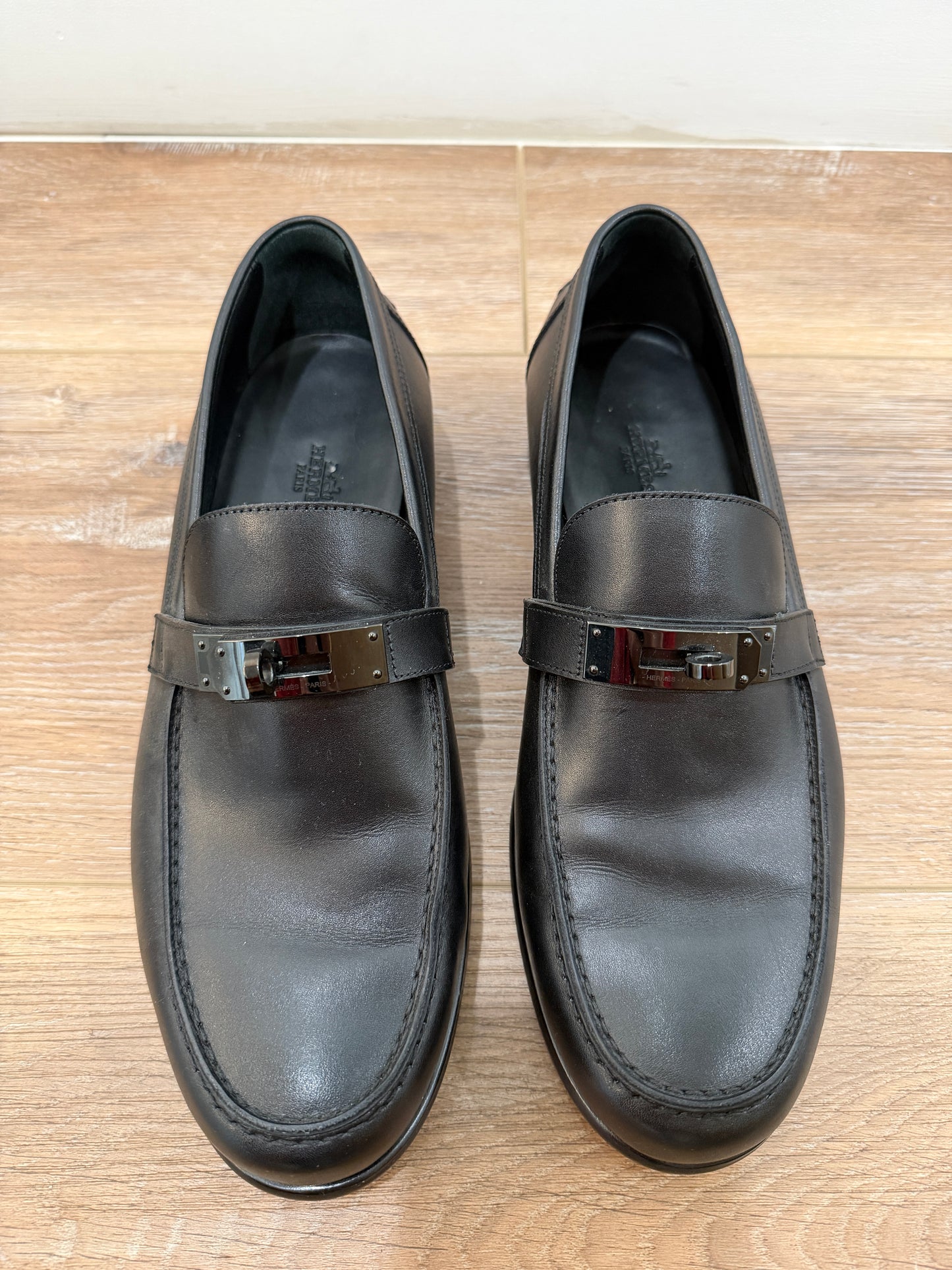 Hermes men’s loafers, 42