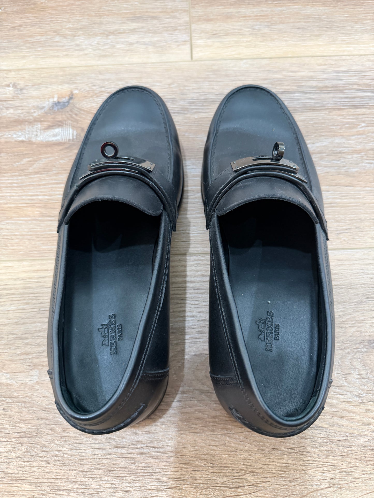 Hermes men’s loafers, 42