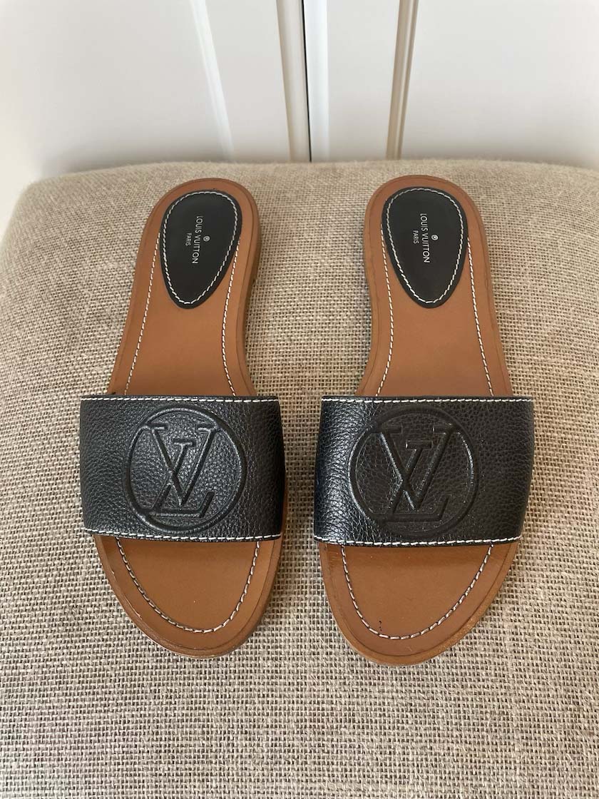 Louis Vuitton Black Sandals, 38.5