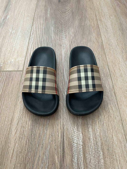 Kids Burberry Slide, 29